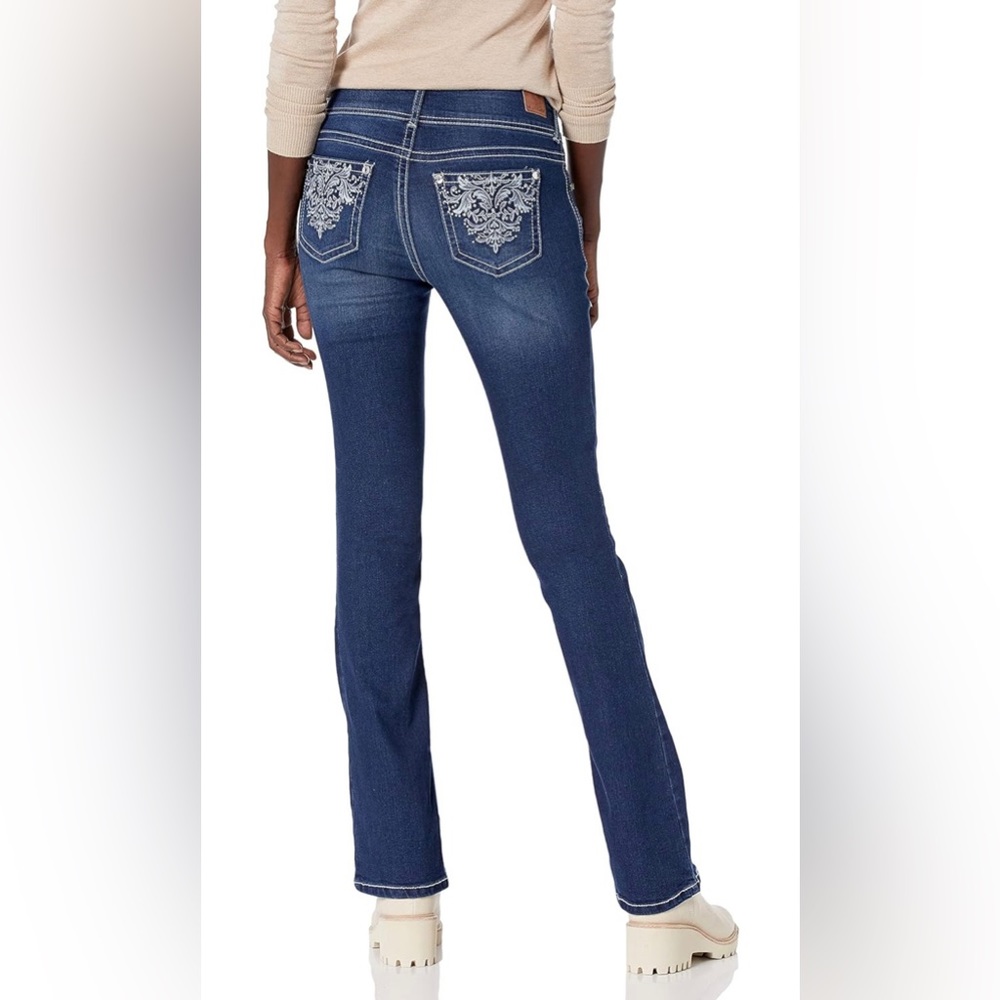NWT WallFlower Juniors' Luscious Curvy Bootcut Mid-Rise Jeans Size 1 - Picture 2 of 6